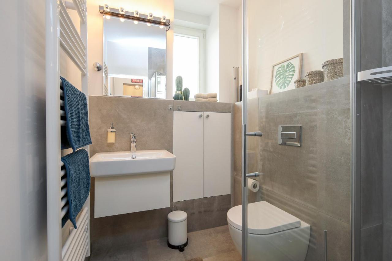4 Personen Altbau Apartment Nahe Kurfuerstendamm - Romeo & Julia Berlijn Buitenkant foto